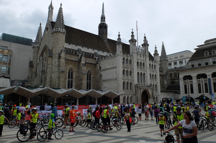 RideLondon, la seconda giornata si chiude all’insegna della pioggia